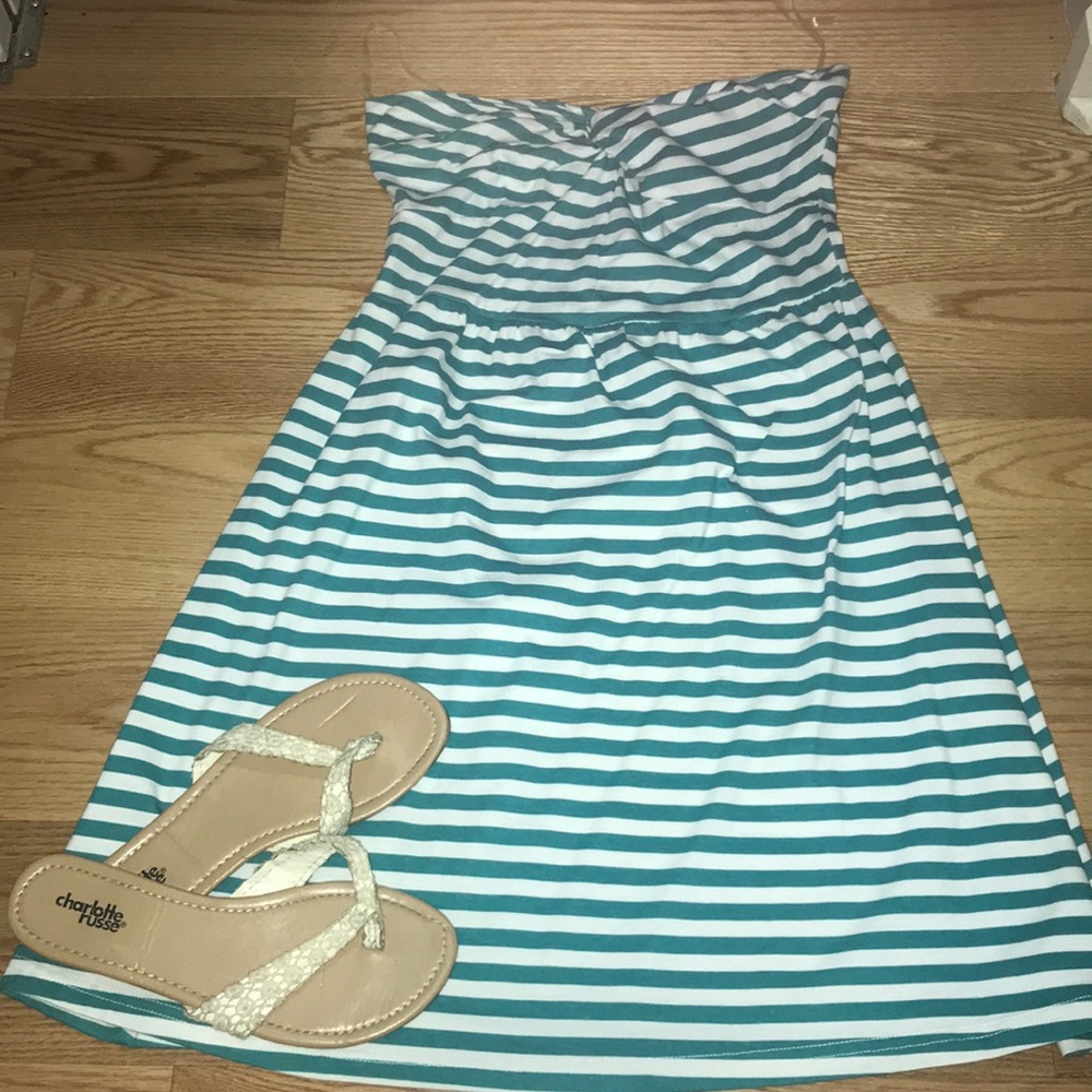 Strapless stripped sundress